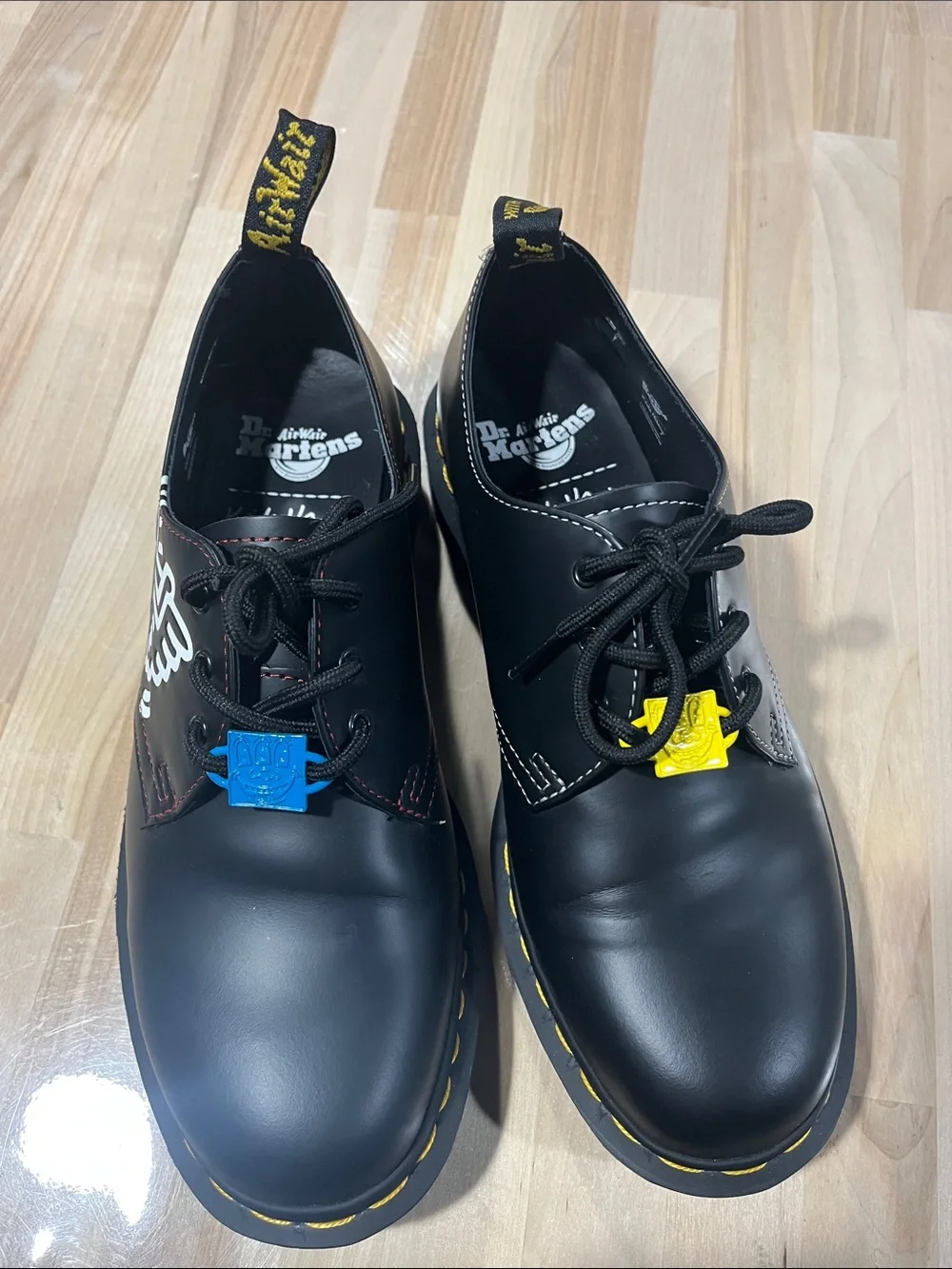 Dr. Martens Black Leather Derby Shoes with Pink & White Graphic mens 9